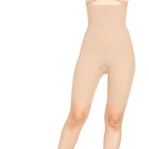 Assets by Sara Blakely Sensational‎ Shaper NWT